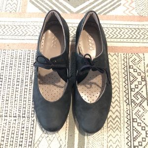 Ecco Sculptured Mary Jane shoes